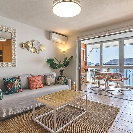 Lovely Flat On The - Awesome View