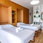 דירה Lovely Flat On The - Awesome View *
